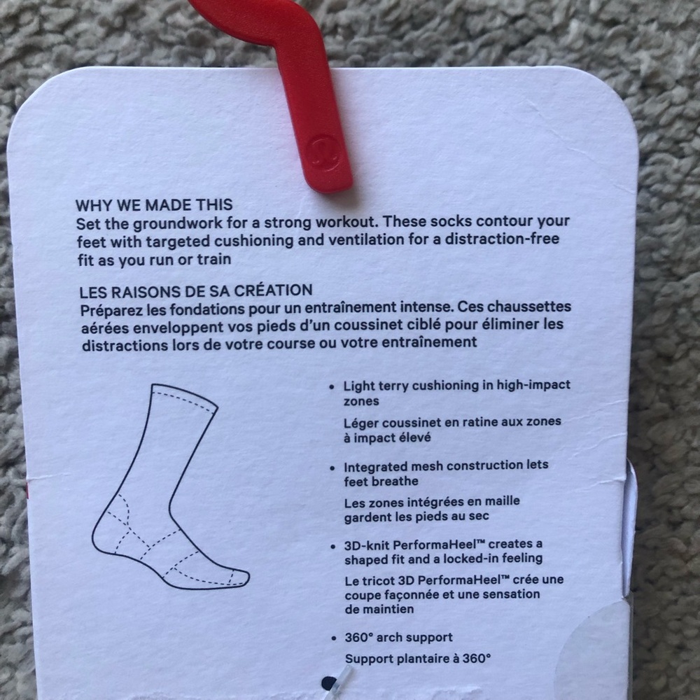 lululemon Crew Powder Stride Socks.NWT. - Picture 3 of 3